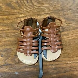 Wonder Nation gladiator sandals size 3